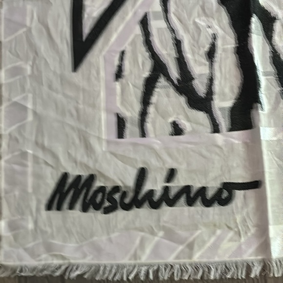 Moschino Black and White Animal Print  oversized Scarf - Picture 6 of 17